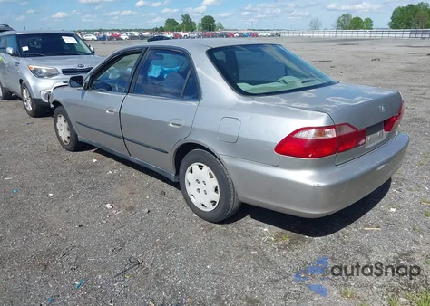 1999 Honda Accord Lx z USA, uszkodzony, nr VIN JHMCG5640XC041901